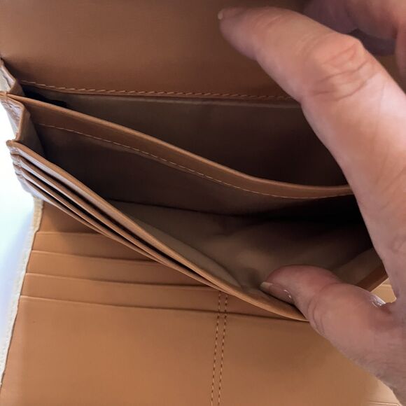 Vintage Coach Soho Trifold Pleated Leather Wallet Ivory Snap Shut Long Checkbook - Picture 5 of 11